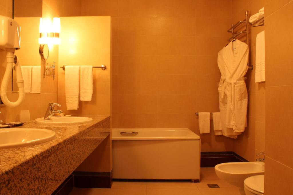Hotel Westa Минск Номер фото